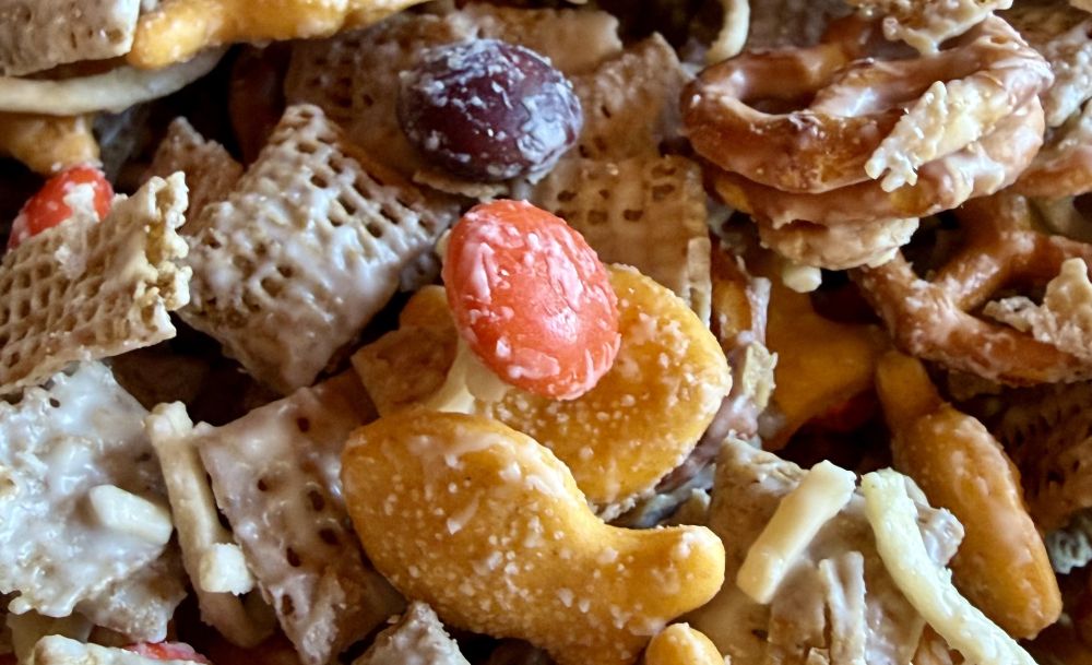 Kitten Kibble Snack Mix